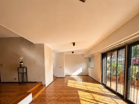 Departamento en Alquiler de 5 ambientes