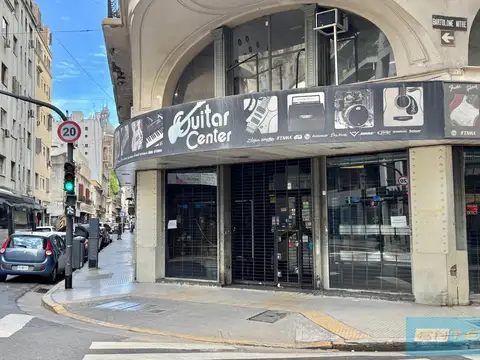 Local en Venta en San Nicolás, USD 260.000