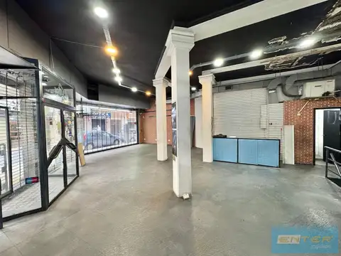 Local en Venta en San Nicolás, USD 260.000