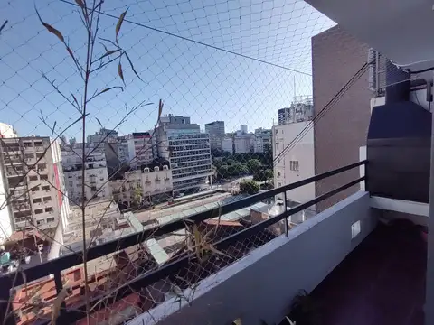 Marcelo Torcuato De Alvear 900
