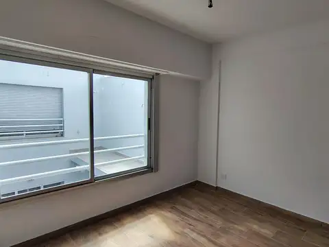 PH 2 AMB. A ESTRENAR CENTRAL CON TERRAZA PROPIA / PARRILLA