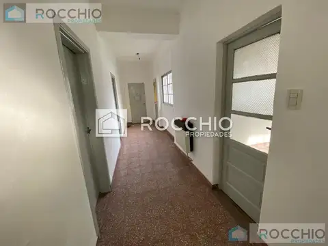 Casa en Alquiler en Jose Leon Suarez, $ 900.000