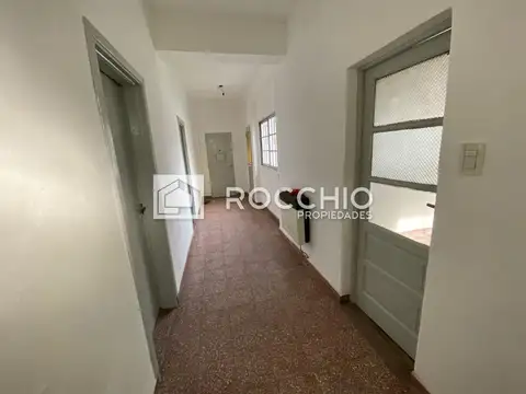 Casa en Alquiler en Jose Leon Suarez, $ 900.000
