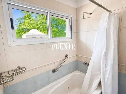 Casa en Venta al Oeste