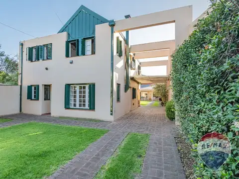 CASA EN VENTA EN LA PLATA