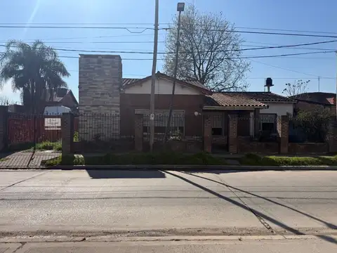 Avenida Hector Arregui 900