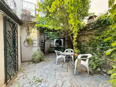 61 e/ 13 y 14 900, Piso 0