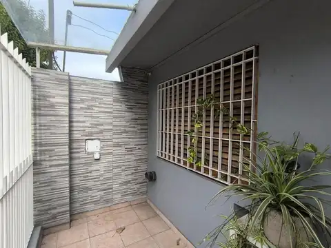 Casa en Venta en Villa de Mayo, USD 115.000