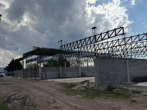 Galpon en Venta en Los Boulevares, USD 310.000
