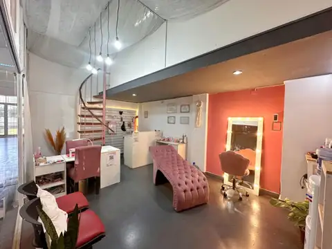 LOCAL COMERCIAL EN GALERIA CENTRAL