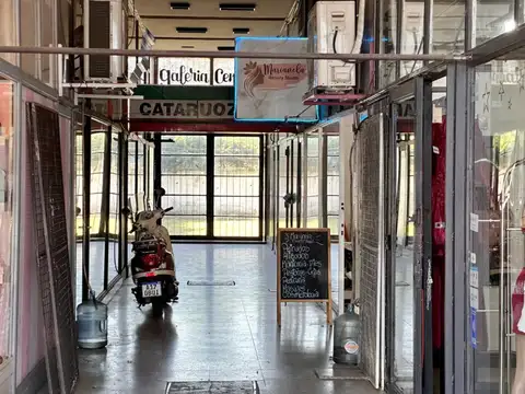 LOCAL COMERCIAL EN GALERIA CENTRAL