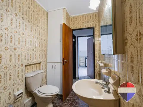Depto Tipo Casa 4 ambientes con 2 baños