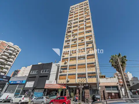 Av Rivadavia al 14300 Ramos Mejia