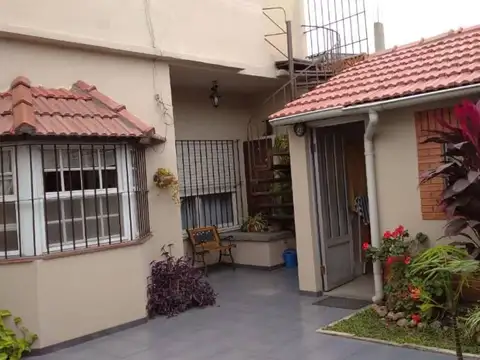 Pje. Esparta 1000