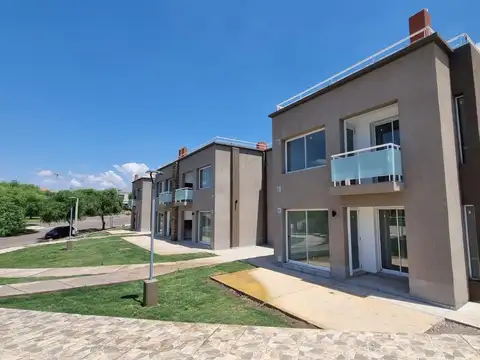 Alquiler de departamento en Barrio  Dalvian 