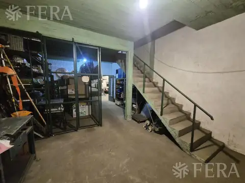 Galpon en Venta 45  mts Fondo