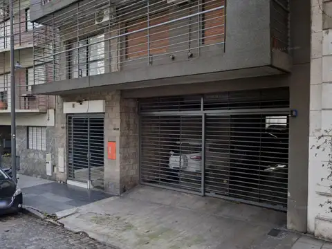 Cochera en Almagro