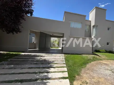 Barrio La Comarca Ruta 7 km 9.75, Centenario, Neuquén 100