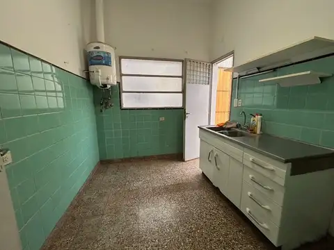 Depto Tipo Casa 2 ambientes con 1 baño