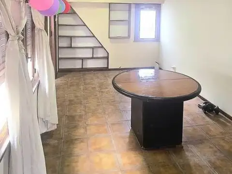 Depto Tipo Casa en Venta de 4 ambientes