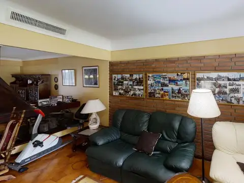 Casa en Venta de 5 dormitorios
