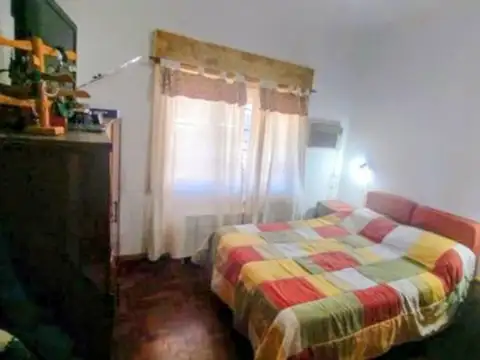 VENTA CASA 4 AMB TEMPERLEY APTO CREDITO PATIO