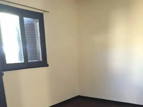 Depto Tipo Casa en Alquiler de 3 ambientes