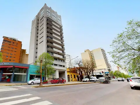 7 e/ 39 y Plaza Olazábal - PB