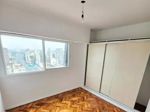 Cochabamba 400, Piso 14