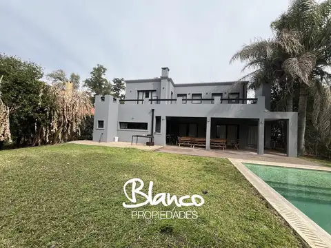 Casa  en Venta en La Peregrina, Pilar, G.B.A. Zona Norte