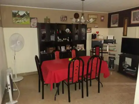 Depto Tipo Casa en Venta con 1 cocheras