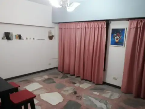 Depto Tipo Casa 5 ambientes con 3 baños
