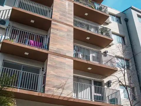 Venta Departamento 2 ambientes en  Tigre centro