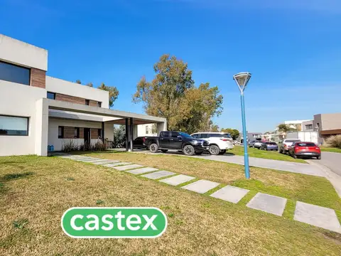 Excelente casa en Alquiler en Terralagos, Canning
