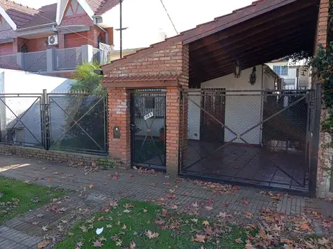 Claudio León Sempere 1100