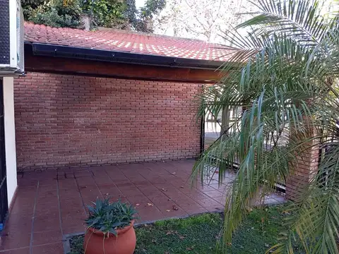 Casa en Venta en Burzaco, USD 97.000