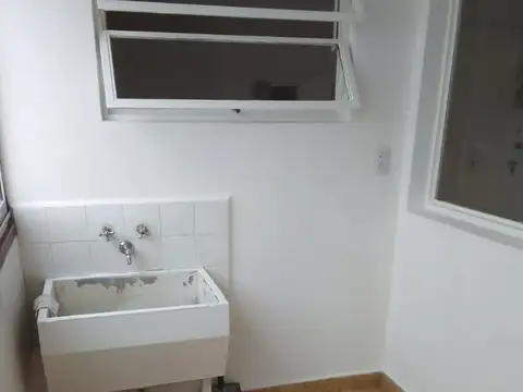 Departamento en Alquiler en Boedo, $ 800.000