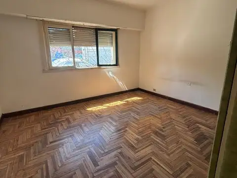 Casa en venta - 4 Dormitorios 2 Baños - Mar del Plata