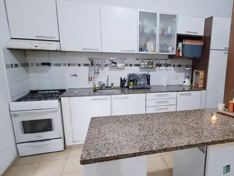 VENTA DEPARTAMENTO Valentin Gomez al 1000 con COCHERA - SARMIENTO ROSARIO