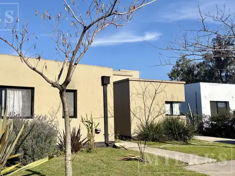 Casa en venta en Santa Emilia, Pilar del Este, Calle Torra 2814