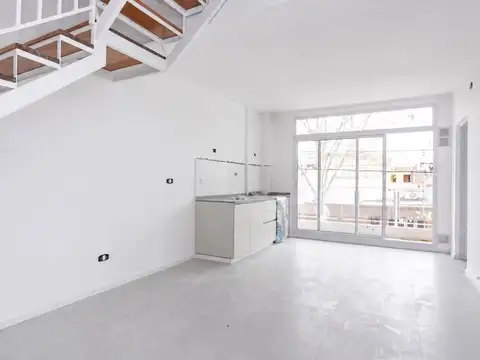 Depto Tipo Casa en Venta de 2 ambientes