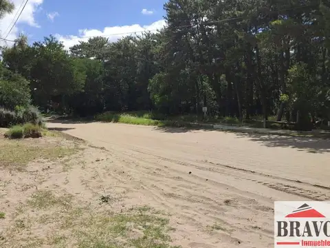 Casa en venta de 3 dormitorios c/ cochera en Mar de las Pampas