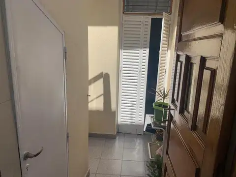 Depto Tipo Casa en Venta en Avellaneda, USD 97.000