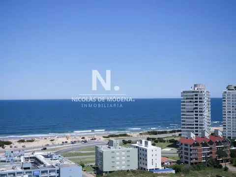 Monoambiente en  Edificio Chronos  a metros del mar , Punta del este 