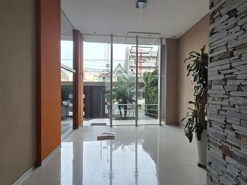 Departamento en Alquiler en Banfield, $ 750.000