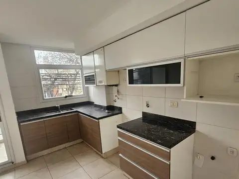 Departamento en Alquiler en Arroyito, $ 950.000