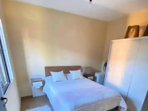 Dr. Del Cerro 522 , Piso 2