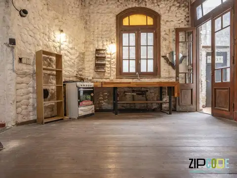 Depto Tipo Casa en Venta en Villa General Mitre, USD 175.000