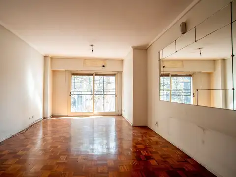 DEPARTAMENTO 4 AMBIENTES CABALLITO. BALCÓN. PISO