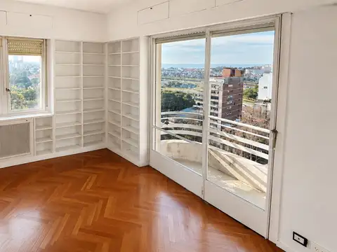 ALQUILER / Avenida Alvear 2000 Piso 12 / Departamento / 3 Ambientes / Recoleta